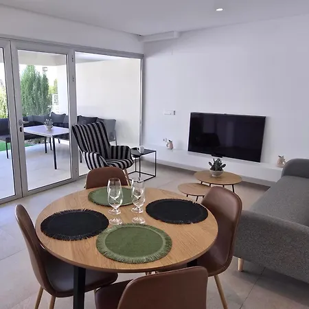 The Pink Lagoon House בית נופש *