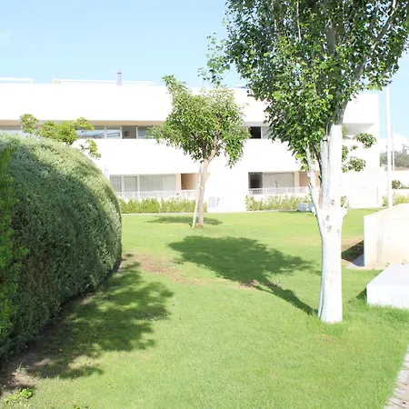 The Pink Lagoon House בית נופש טורבייחה