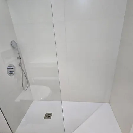 The Pink Lagoon House 펜션 또레비에하